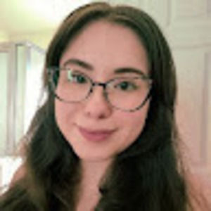 Meet your Posher, Daniela